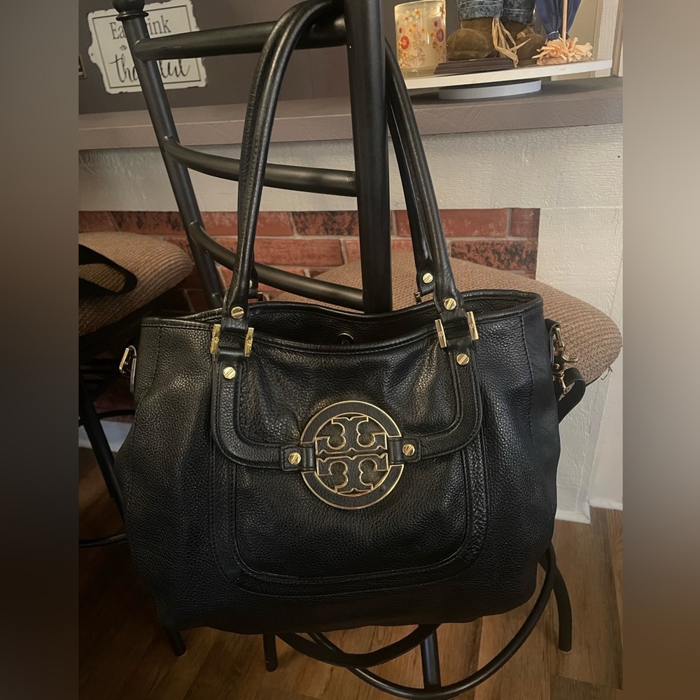 Tory Burch Amanda black pebbled leather hobo handbag w/ long strap 14 x 10